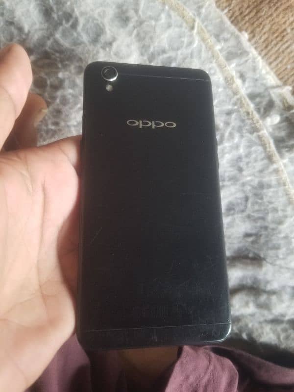 Oppo A37 3