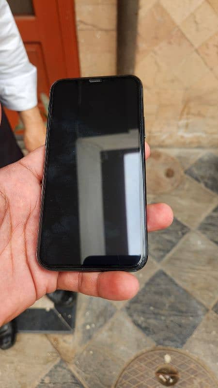 IPHONE 11 PRO 256 GB 5