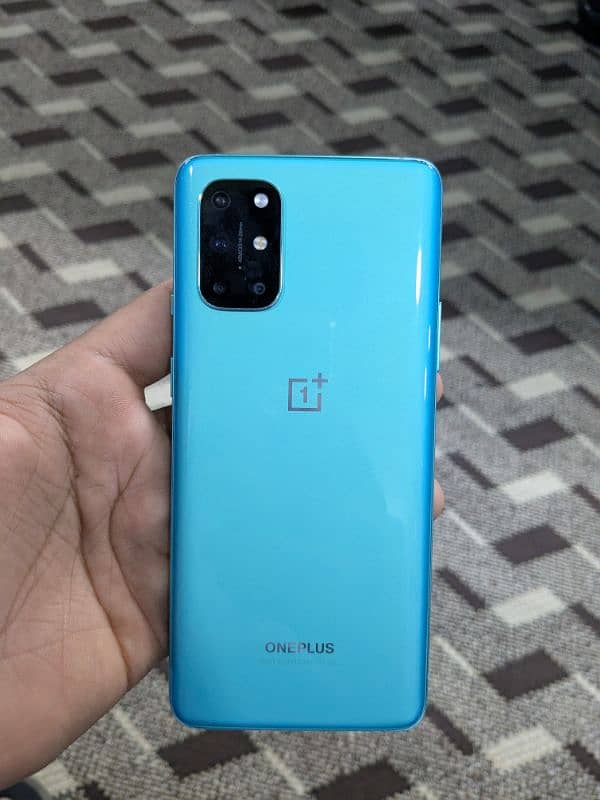 one plus 8t 1