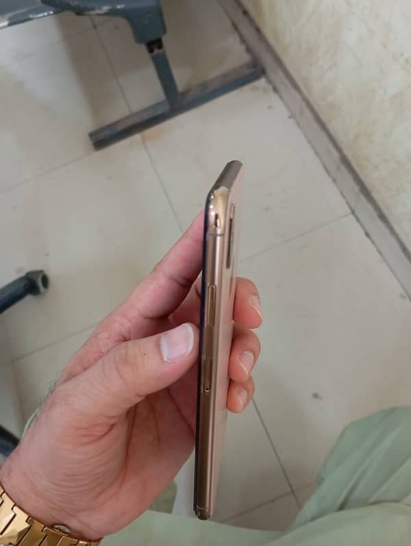 approved Good condition xs max 256  gp pta approved face i’d ok hai 2