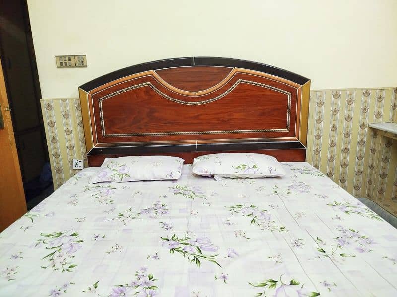 Double Bed For Sale 0