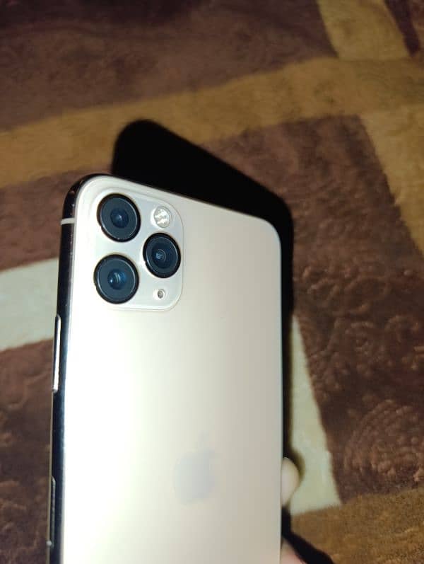 iphone 11 pro max 256 gb non pta 7