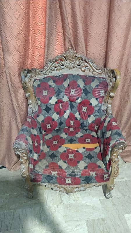 chiniot sofa set with table 1