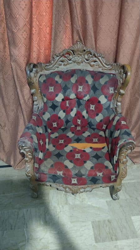 chiniot sofa set with table 3