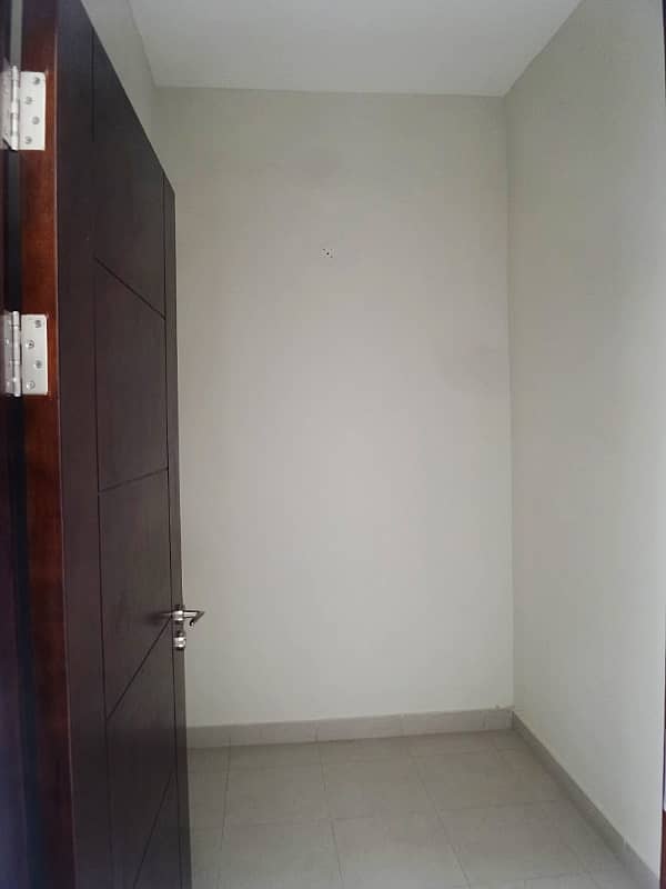 A House Of 235 Square Yards In Rs. 30000 9