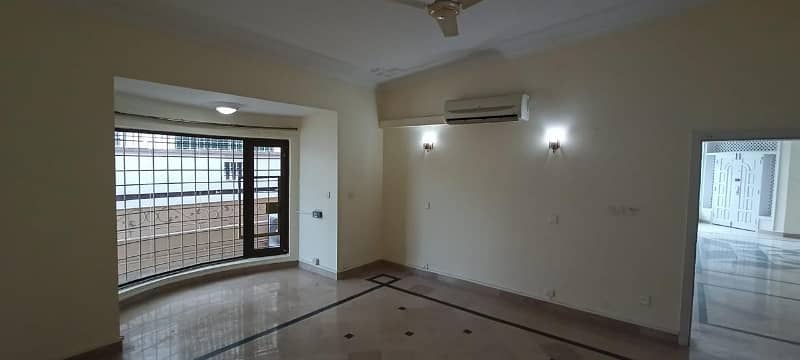 500 Sq Yd House For Rent F8 1