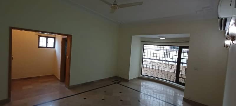 500 Sq Yd House For Rent F8 5