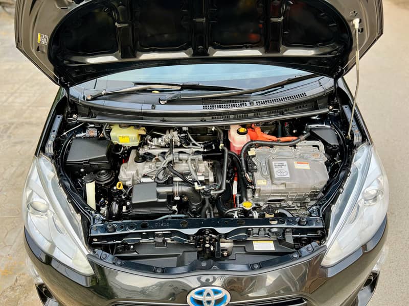 Toyota Aqua Hybrid 2015/2019 7