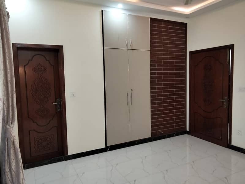 1 Kanal Upper Portion House Available For Rent 2