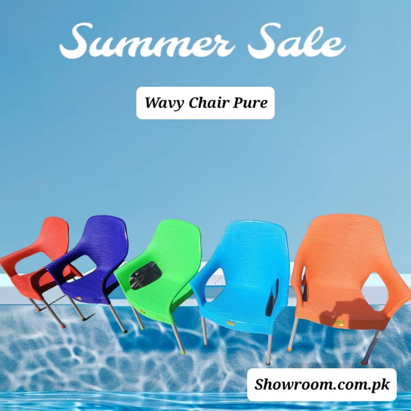 Relaxo Chair / Double Shelf Plastic Table 10