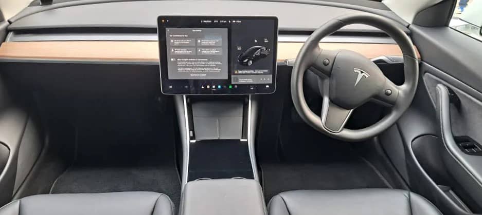 Tesla Model 3 - Dual Motor Range - 2020 12