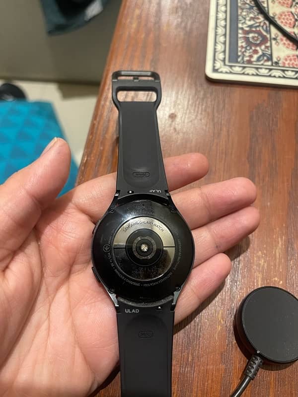 Samsuny Galaxy watch 4 4