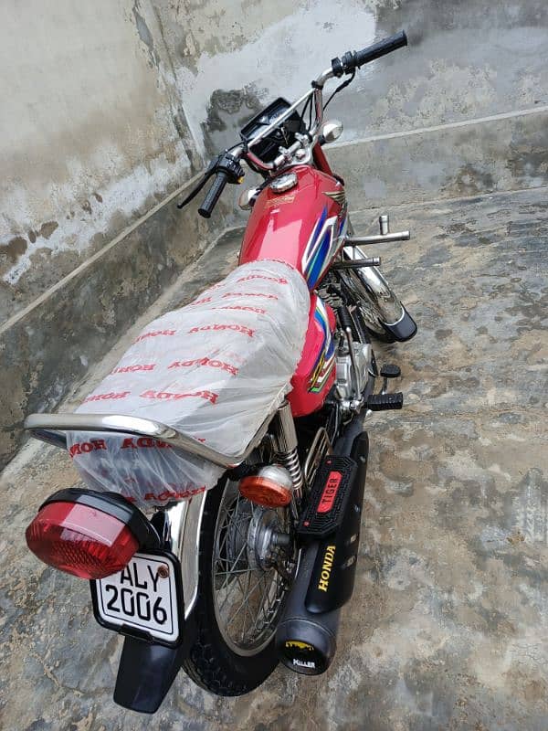 Honda 125 2022 10