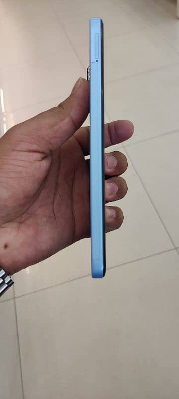 Redmi 12   8GB 128GB 4