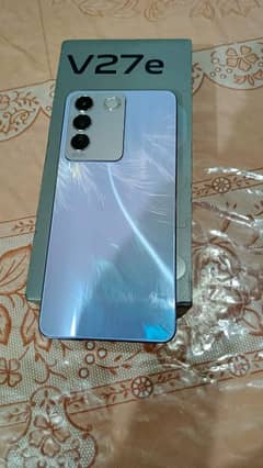 Vivo V27e with Box Charger 8+8 256 Gb