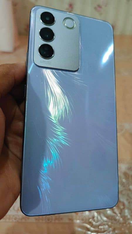 Vivo V27e with Box Charger 8+8 256 Gb 1