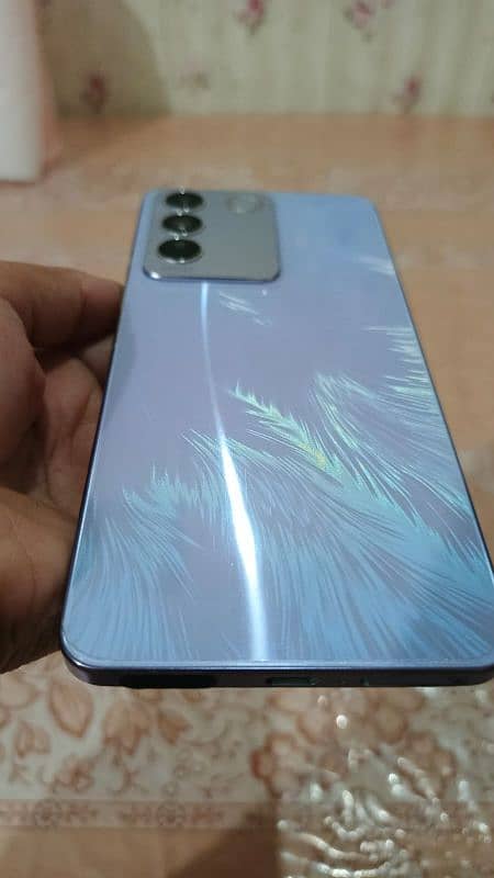 Vivo V27e with Box Charger 8+8 256 Gb 2