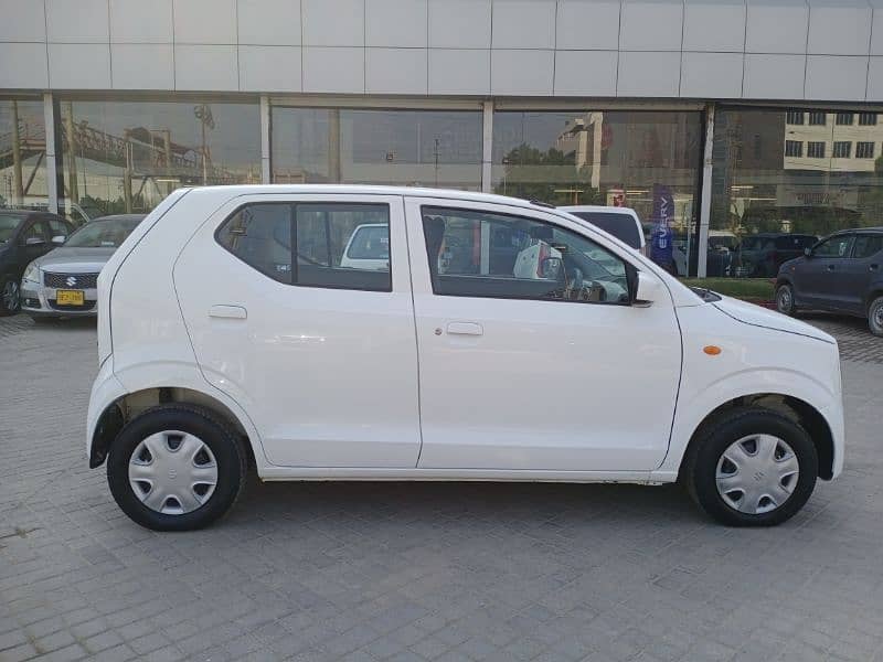 Suzuki Alto 2022 4