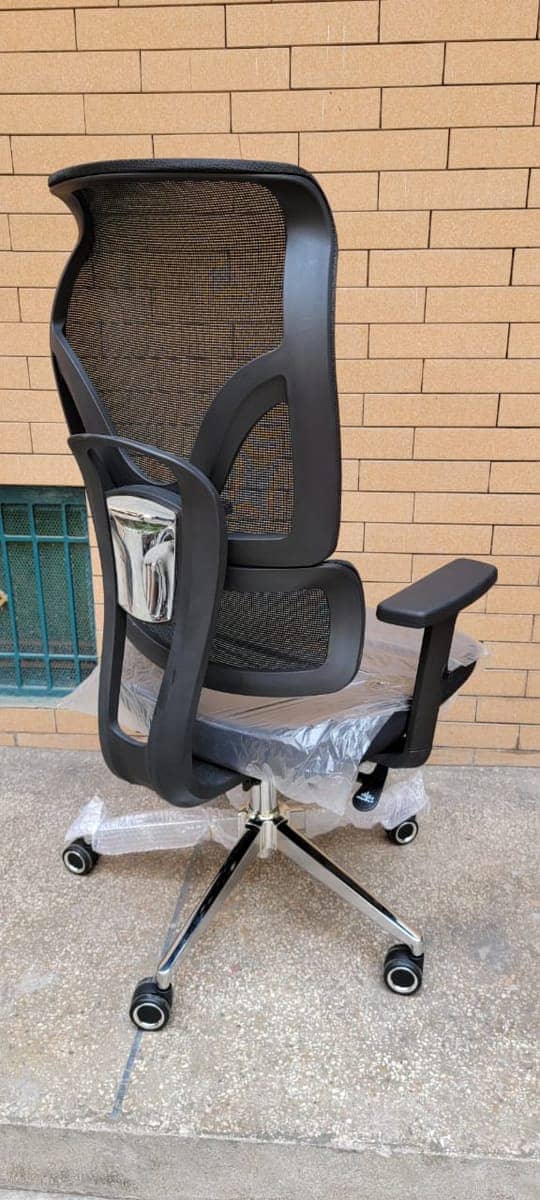 Revolving chair / Office chair / Computer Chair/ Executive Chair 8