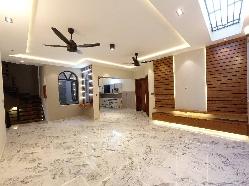 2450 Square Feet House In Stunning D-12 Is Available For sale 15