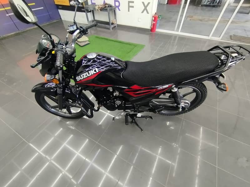 Suzuki GR 150 Model 2022 5