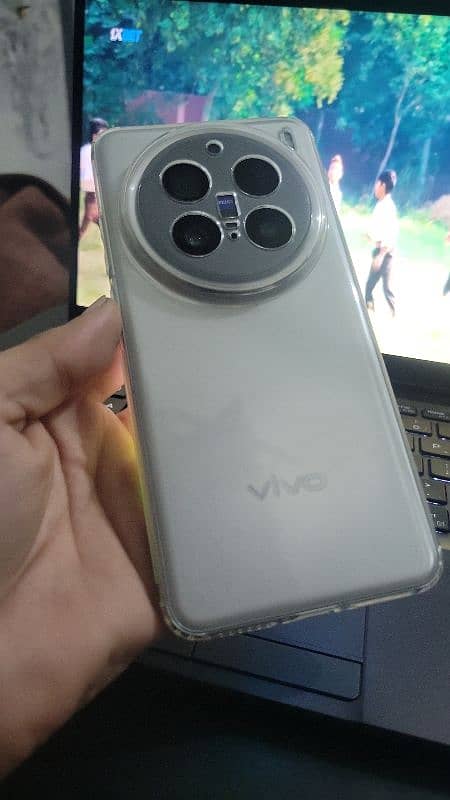 Vivo x200 Pro Full Box Non PTA Non Active 2