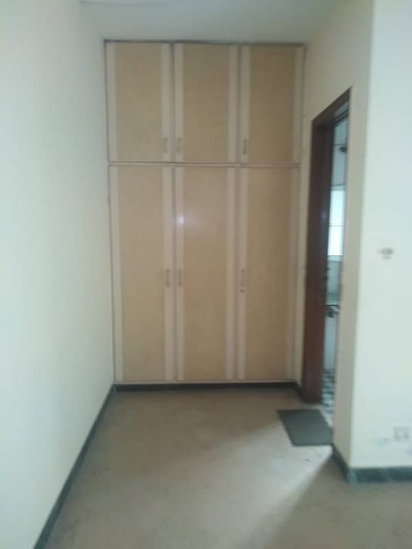 1 Kanal House for Rent in DHA Phase 4, FF Block Prime Location 25