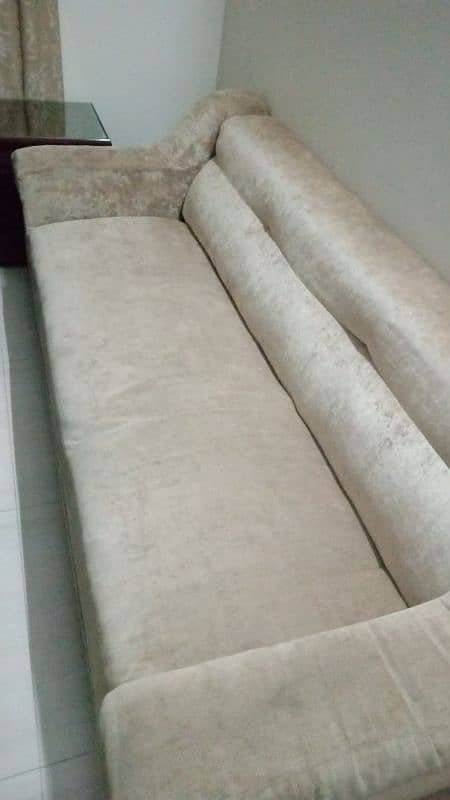 8/10 Condition Sofa Set 0