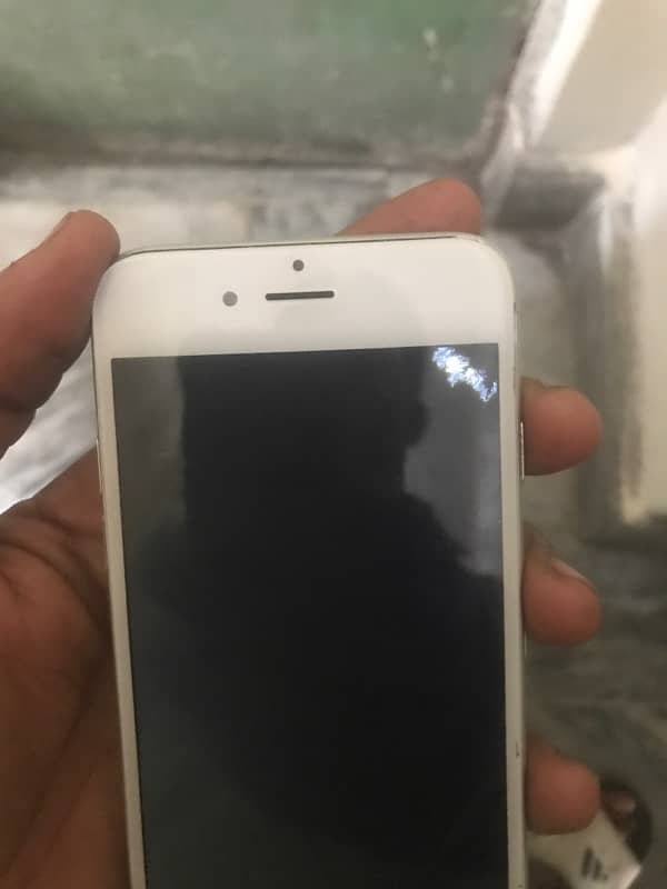 Iphon 6 pta aproved 16gb Whatsap 03249775018 1