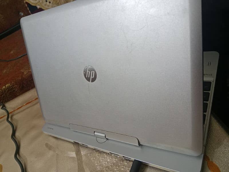 HP EliteBook Revolve 810 G3 3