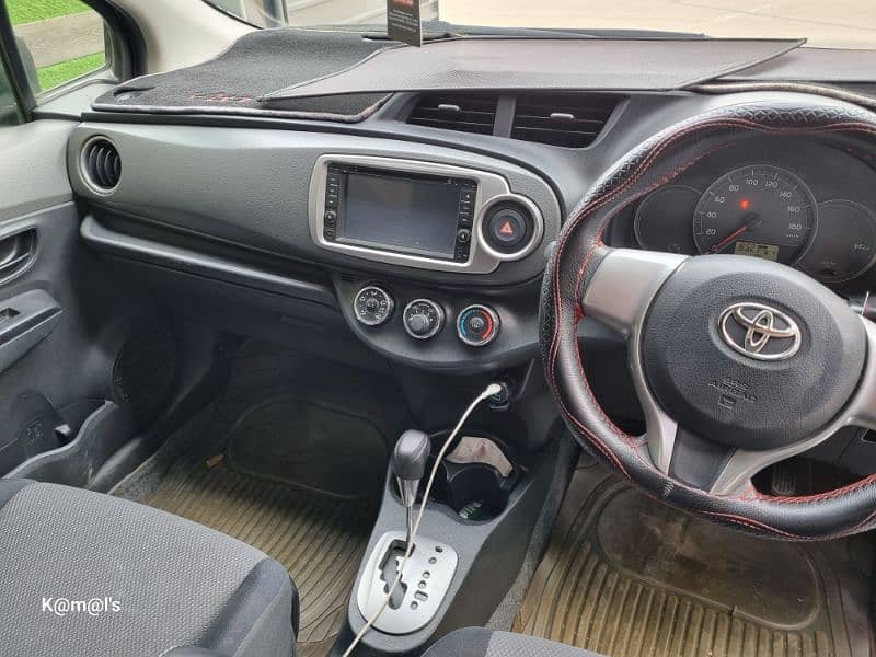 Toyota Vitz 2012/2015 7