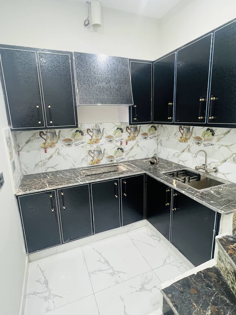 Prime Location Al Haram Garden House For Sale Sized 3 Marla 10