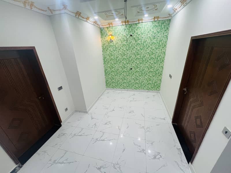 Prime Location Al Haram Garden House For Sale Sized 3 Marla 18