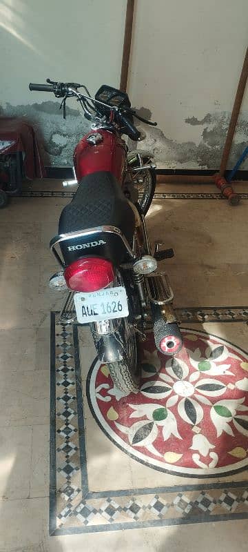 HONDA 125 GOLD EDITION  WHATSAPP ( 03167892975 ) 3