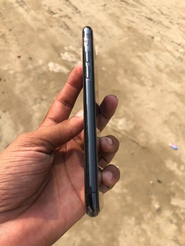 i phone x pta approved black color 0