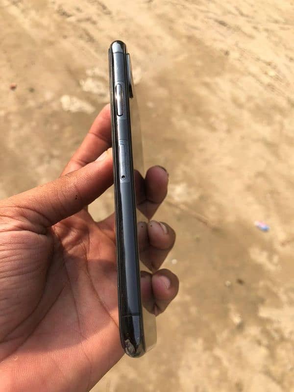 i phone x pta approved black color 2