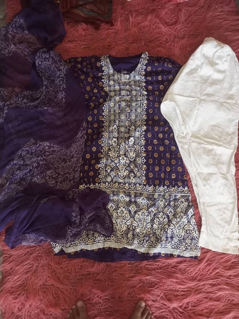 Used cloths for sell 2