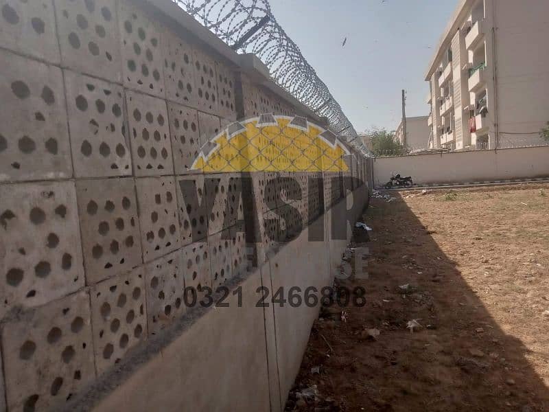 Chain link boundary wall fabrication - Razor & barbed wire - Security 16