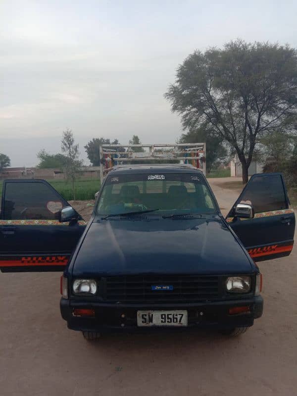 Toyota DAALA 1984 MODEL SWAT NUMBER 2