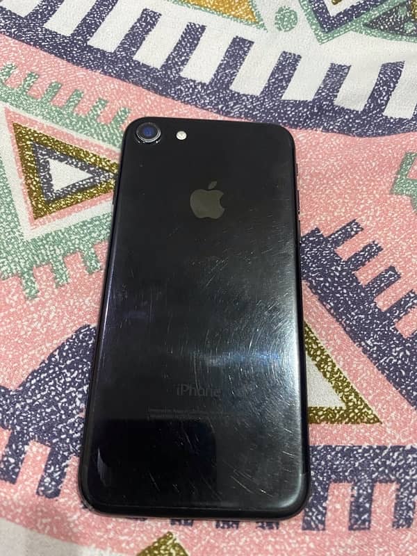 iPhone 7 128GB Non-PTA 1