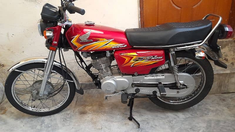 Honda 125 . biometric majood hai 10