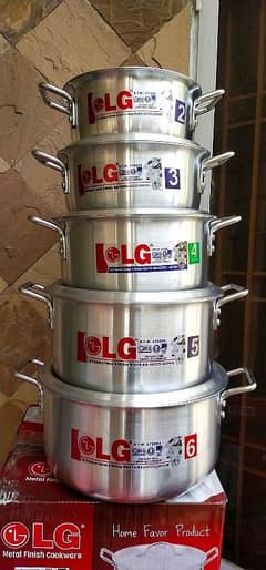 L. G Matel set 5 Pots 5 Lids (10 pcs