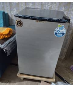 Single door room fridge Urgent for sale