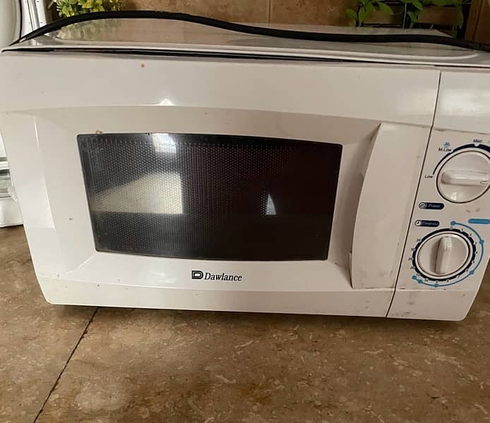 Dawlance microwave for sale in great condition 0