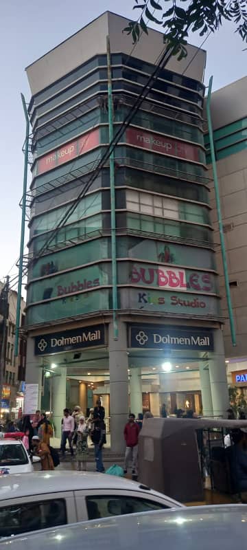 Shop Of 117 Square Feet Is Available For Sale In Tariq Road 2