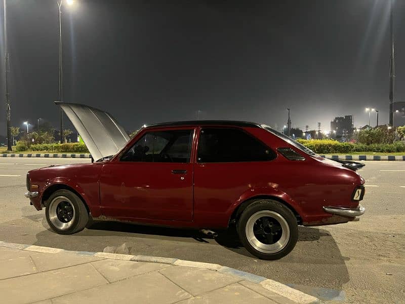 Toyota Corolla 1974 2