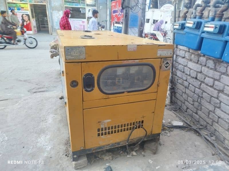 used condition power full generator with Very low fuel consumption 0