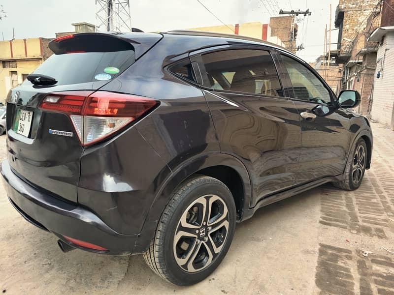 Honda Vezel 2013 3