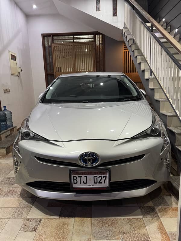 Toyota Prius A 2017 3