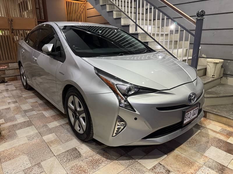 Toyota Prius A 2017 5